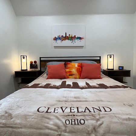Trendy In Tremont, Cleveland Apartment Bagian luar foto